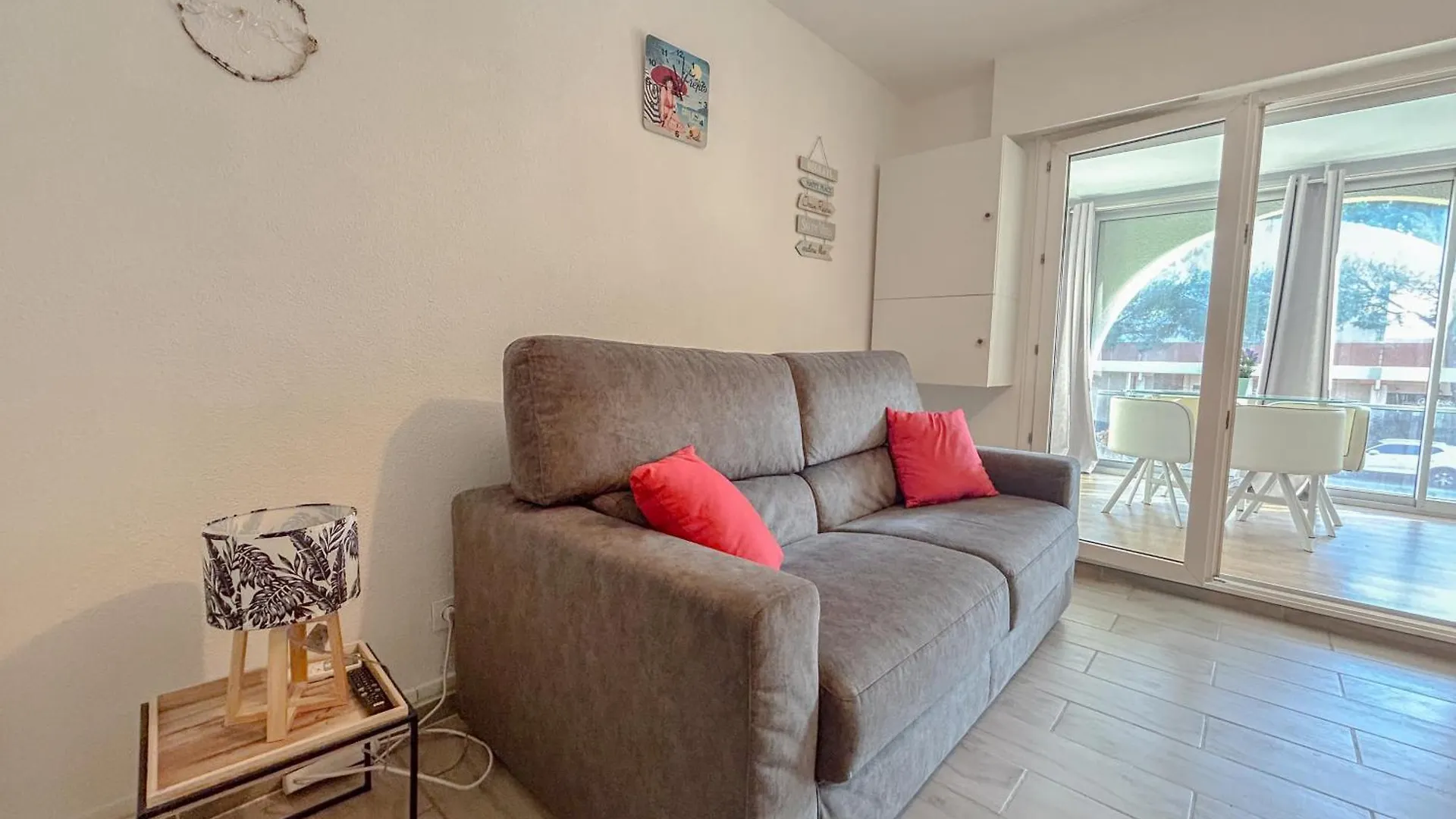 2 Pieces Apartement A Frejus Avec Parking Apartment