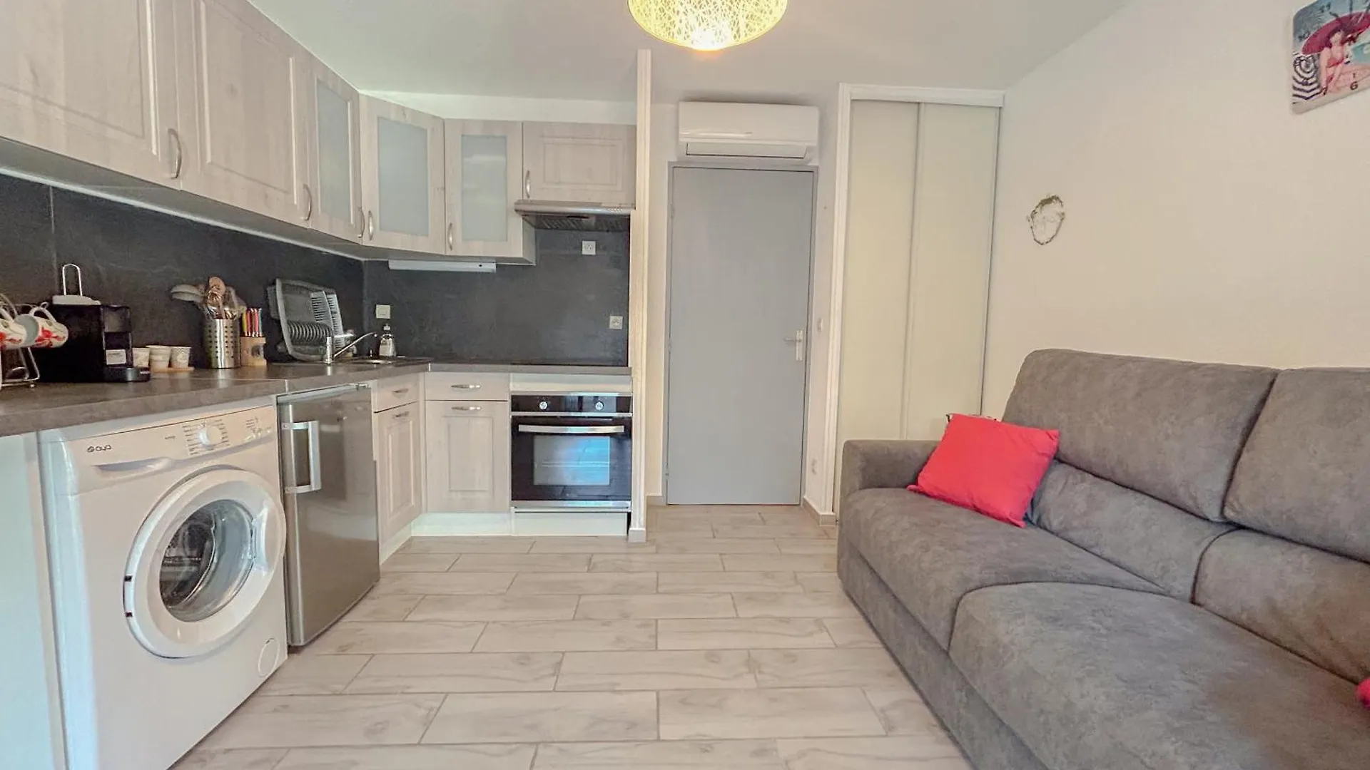 Apartment 2 Pieces Apartement A Frejus Avec Parking France